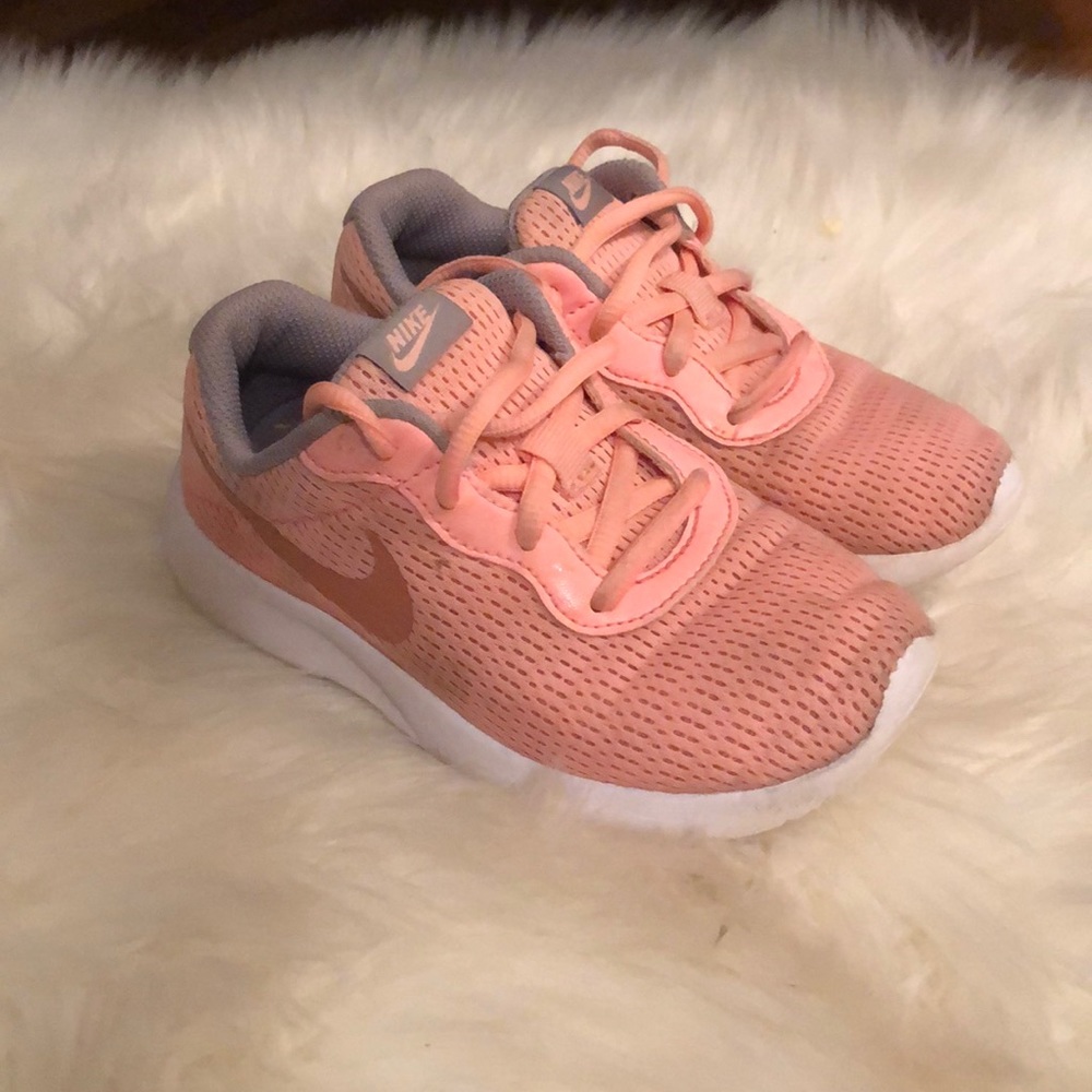 Toddler girl Nike shoes